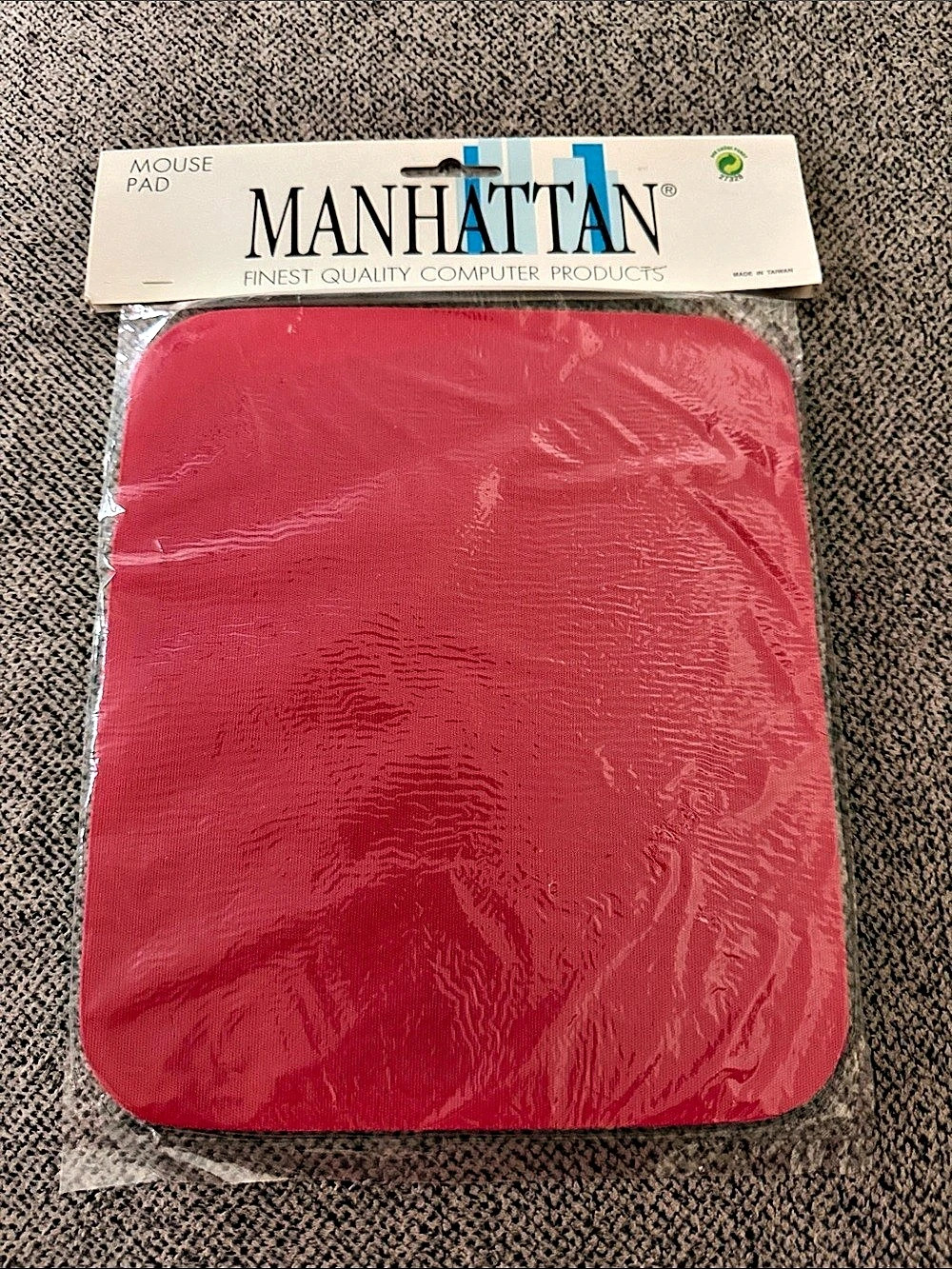 Manhattan Mouse Pad Red & Black